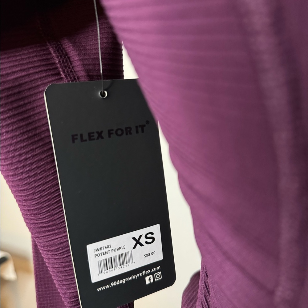 90 Degree by Reflex light weight Jacket - Picture 11 of 14